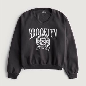 Hollister Black Fleece Sweatshirt